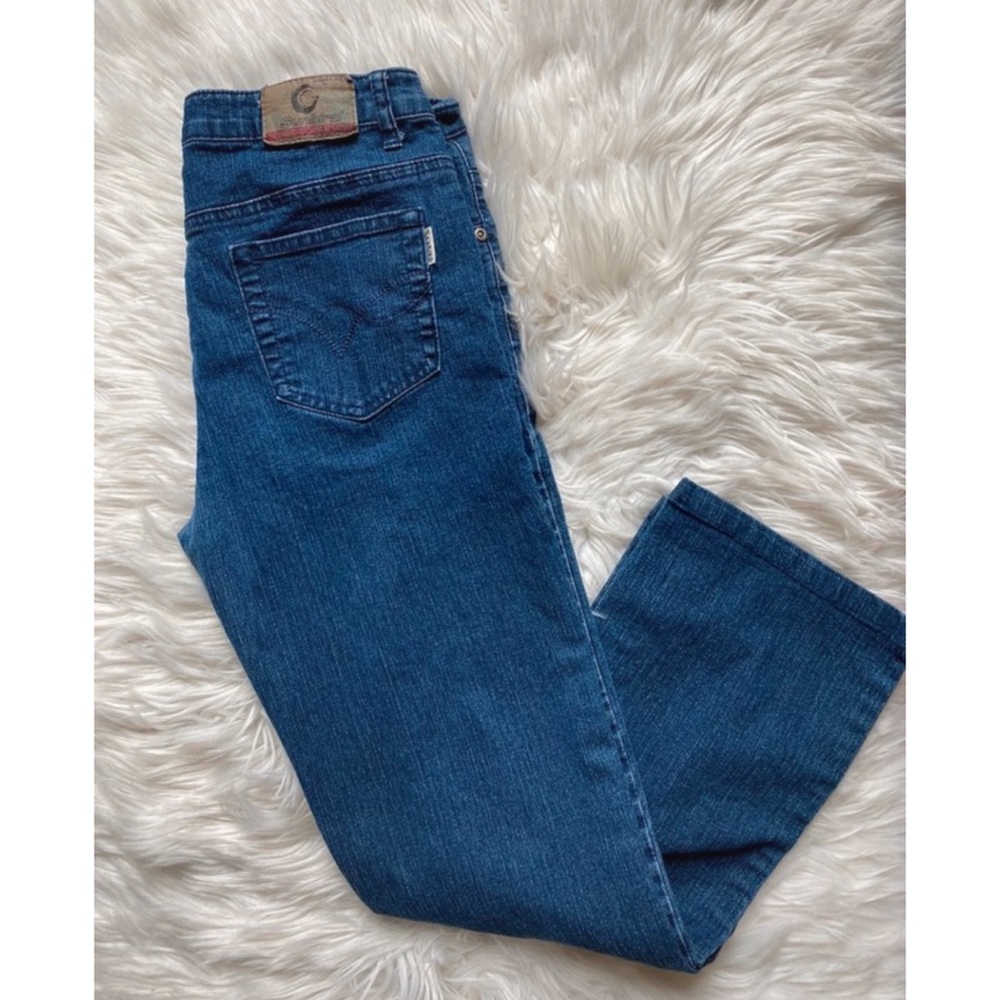 Mid rise straight jeans